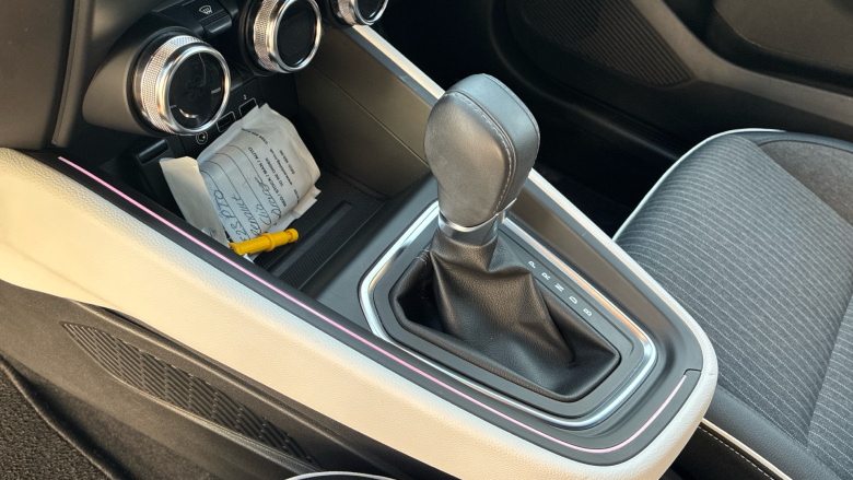 Renault Clio 1.6 E-TECH full hybrid 145 Techno 5dr Auto Hybrid Hatchback